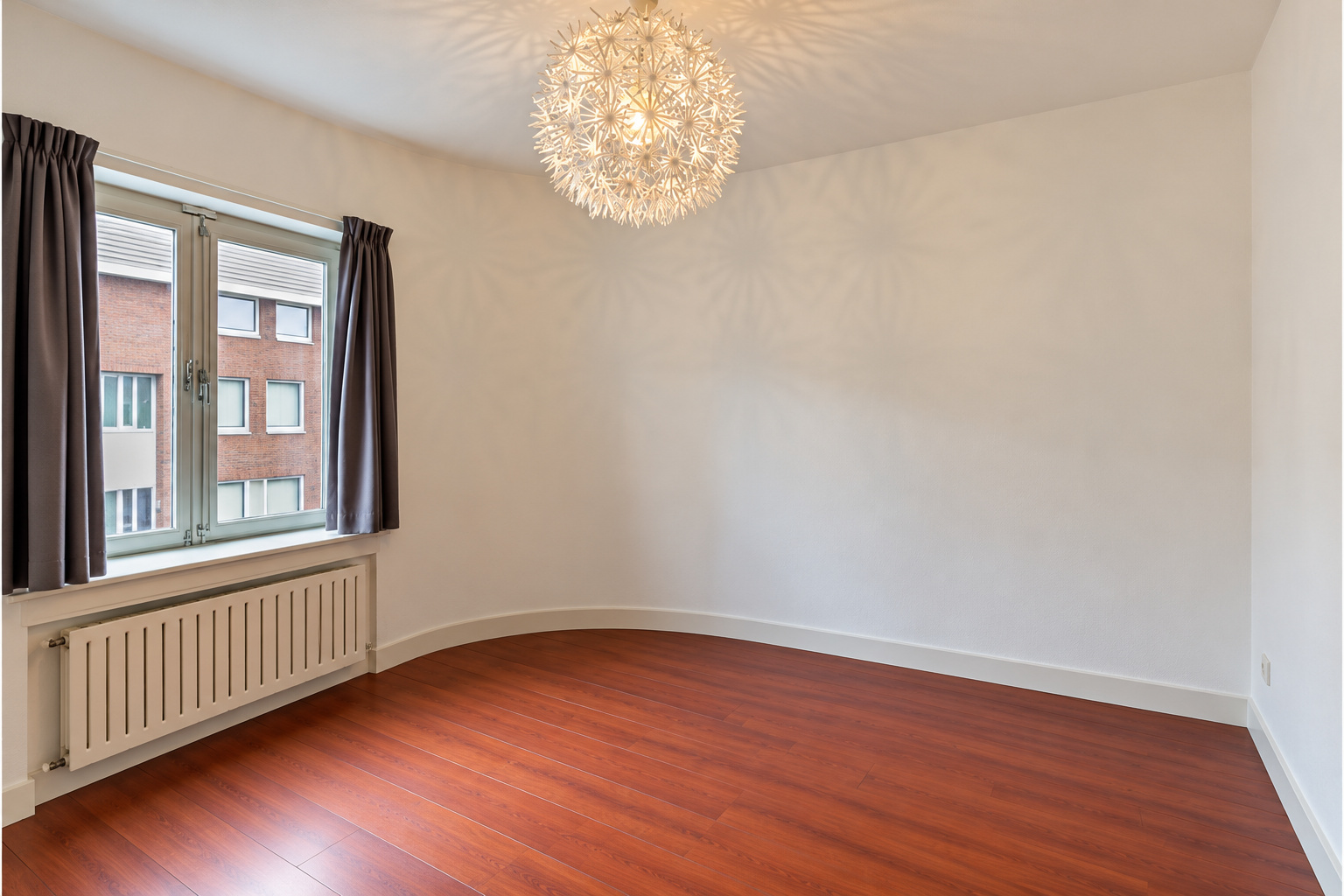 Hoekwoning te huur: Pastoor van Leeuwenstraat 84, Helmond