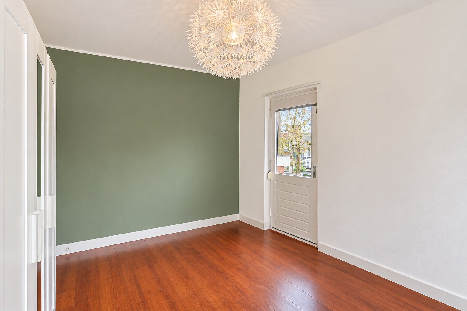 Hoekwoning te huur: Pastoor van Leeuwenstraat 84, Helmond