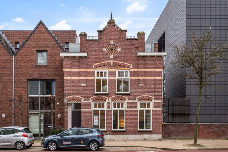 recent house
