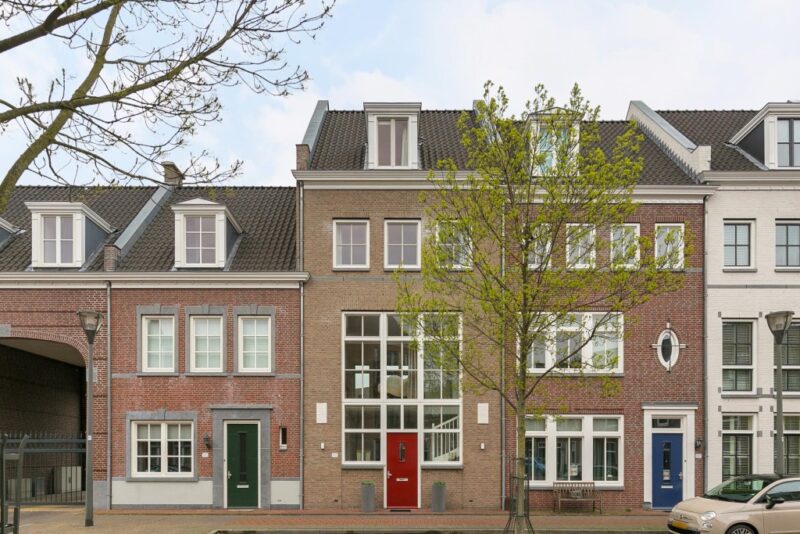 De plaetse, HELMOND